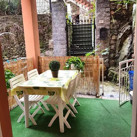 Pretty With Terrace In Old Town Appartement