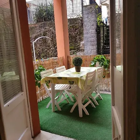 Pretty With Terrace In Old Town *